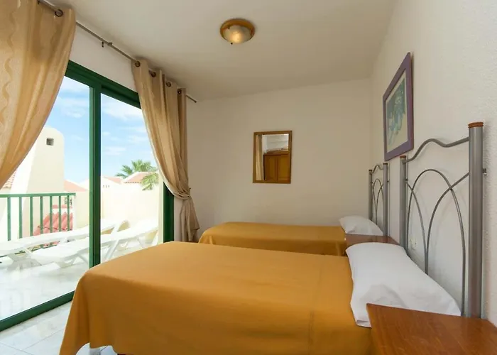 Mare 98 - Two Bed アデヘ