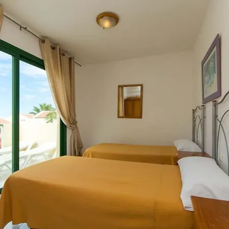 Mare 98 - Two Bed 阿德耶